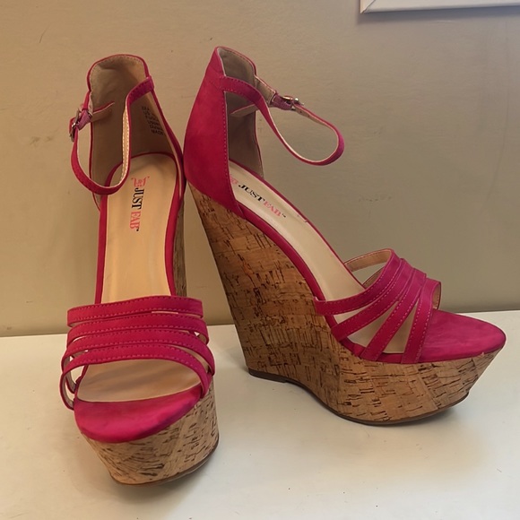 New JustFab Pink Zea Wedge - Size 10 - Picture 2 of 2